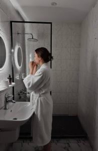 Koupelna v ubytování majjesticc INN pyramids view + 51 fotografií