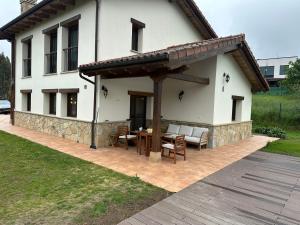 Budova, kde se vila nachází