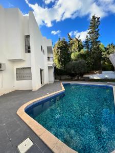 Πισίνα στο ή κοντά στο Spacious & aesthetic pool villa