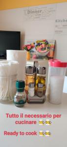 Jídlo v apartmánu nebo okolí + 23 fotografií