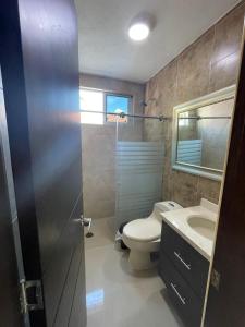 Ένα μπάνιο στο Casa Almendra +8 φωτογραφίες