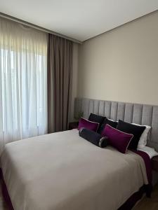 Ένα ή περισσότερα κρεβάτια σε δωμάτιο στο Zayon Guest house