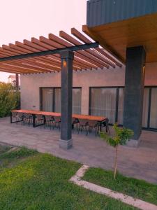 Το κτήριο όπου στεγάζεται  η βίλα