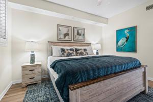 Voodi või voodid majutusasutuse Lil Nauti - Beachfront Condo toas +45 fotot