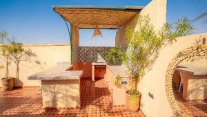 Φωτογραφία από το άλμπουμ του Riad ORAZURE  +44 φωτογραφίες