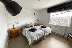 Ένα ή περισσότερα κρεβάτια σε δωμάτιο στο Gîte du Bois Marie Vue exceptionnelle Piscine Salle de jeux 12 pers +23 φωτογραφίες