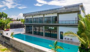 Bazén v ubytování Las Golondrinas Cabarete nebo v jeho okolí