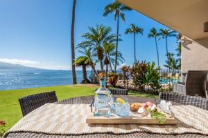 Imagem da galeria de Lauloa 105 · LOA 105 2BD OceanFront Getaway w AC Pool em Wailuku