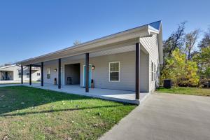 Budova, kde se prázdninový dům nachází + 16 fotografií