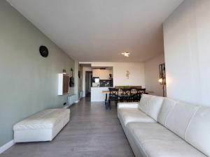 Istumisnurk majutusasutuses Seafront apartment with terrace on Zeedijk +9 fotot