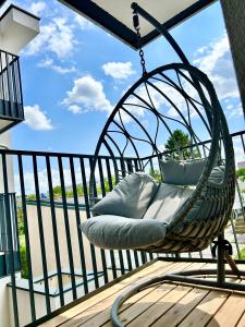 Μπαλκόνι ή βεράντα στο Stylish Apartment with Balcony and Parking - Near Metro