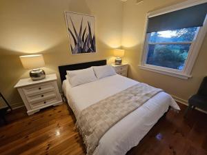 Fotografie z fotogalerie ubytování Neat & Tidy Family Home with Beautiful Back Yard v destinaci Angaston