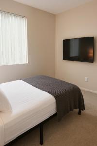 Postel nebo postele na pokoji v ubytování Marina Del Rey 1 Bedroom - Close To Beach