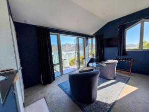 Posezení v ubytování Diamond Harbour Lodge