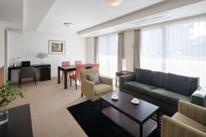 Posezení v ubytování Oakwood Residence Aoyama Tokyo