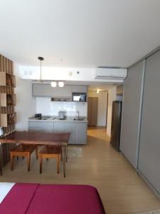 Η κουζίνα ή μικρή κουζίνα στο Blend Marista-Local perfeito!