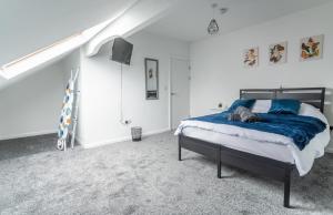 Postel nebo postele na pokoji v ubytování 5 Bed Stay For Contractors And Families