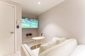 TV a/nebo společenská místnost v ubytování 인천 차이나타운점 이상한호텔