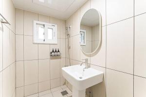 Koupelna v ubytování 인천 차이나타운점 이상한호텔