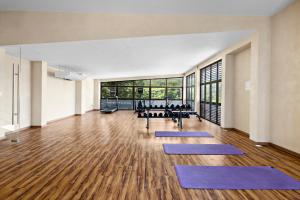 Fitness centrum a/nebo fitness zařízení v ubytování Wayra Condos