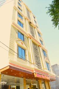 Το κτήριο όπου στεγάζεται  το ξενοδοχείο