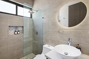 Koupelna v ubytování Wayra Condos