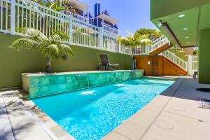 Bazén v ubytování GrandView nebo v jeho okolí