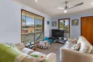 Posezení v ubytování Welcome to Shore Beats Work