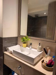 Ένα μπάνιο στο Cloud stay +7 φωτογραφίες