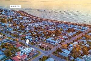 Γενική θέα στη θάλασσα ή θέα στη θάλασσα από  αυτή η βίλα