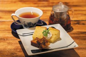 Jídlo v hotelu nebo okolí