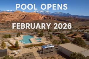 Bazén v ubytování LIONSBACK RESORT nebo v jeho okolí