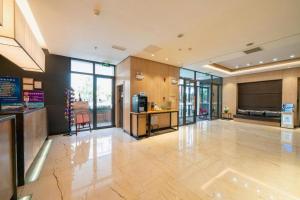 Ο χώρος του λόμπι ή της ρεσεψιόν στο Yitel Shenyang Sanhao Street Shengjing Hospital