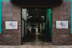 梅里达火烈鸟酒店的门面或入口