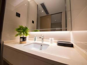 Koupelna v ubytování City Comfort Inn Zhaoqing Qixingyan Yihua Plaza Agile City + 95 fotografií