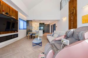 Μια τηλεόραση ή/και κέντρο ψυχαγωγίας στο 위드유하우스