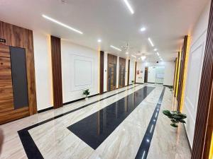 Fotografie z fotogalerie ubytování Townhouse Puri Bypass Crossway Formerly Hotel Pratee Heights v destinaci Bālianta