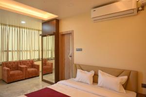 Χώρος καθιστικού στο Townhouse Bhangagarh Bus Terminal Formerly The Rudra Inn