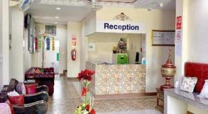 Ο χώρος του λόμπι ή της ρεσεψιόν στο Pimlada