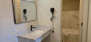 Ένα μπάνιο στο Grapevine Inn