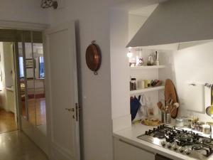 Kuchyň nebo kuchyňský kout v ubytování B&B Barberia