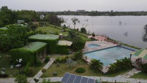 Swimmingpoolen hos eller tæt på Kanota Camp Resorts