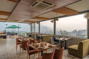 Χώρος καθιστικού στο Perfectstayz Premium Pinaaki - Ganges View