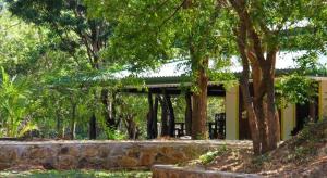 Photo de la galerie de l'établissement Yala Way Hide Resort, à Kohombagahapelessa 41 autres photos