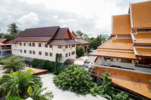 Tòa nhà nơi căn hộ tọa lạc