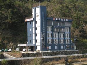 萨摩川内市利贝拉旅馆的山边的公路酒店