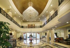 Posezení v ubytování Dragon Lake Princess Hotel + 275 fotografií