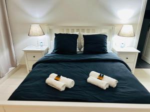 Ένα ή περισσότερα κρεβάτια σε δωμάτιο στο Villa moderne avec Piscine privée à 30 mins d'Agadir +64 φωτογραφίες