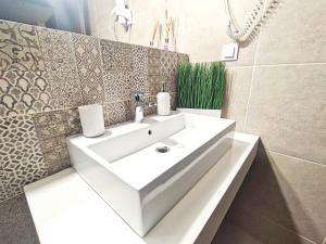 Ένα μπάνιο στο FLH - Sibiutiful