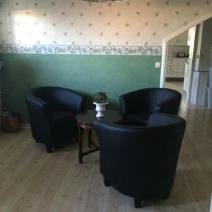 Posezení v ubytování Skärplinge Gästis B&B